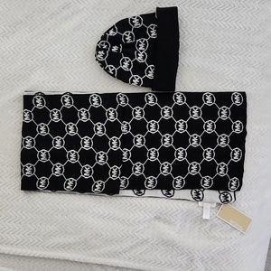 Micheal Kors 2 Piece Scarf and Hat Set